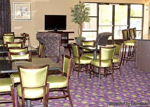 Comfort Hotel 3*